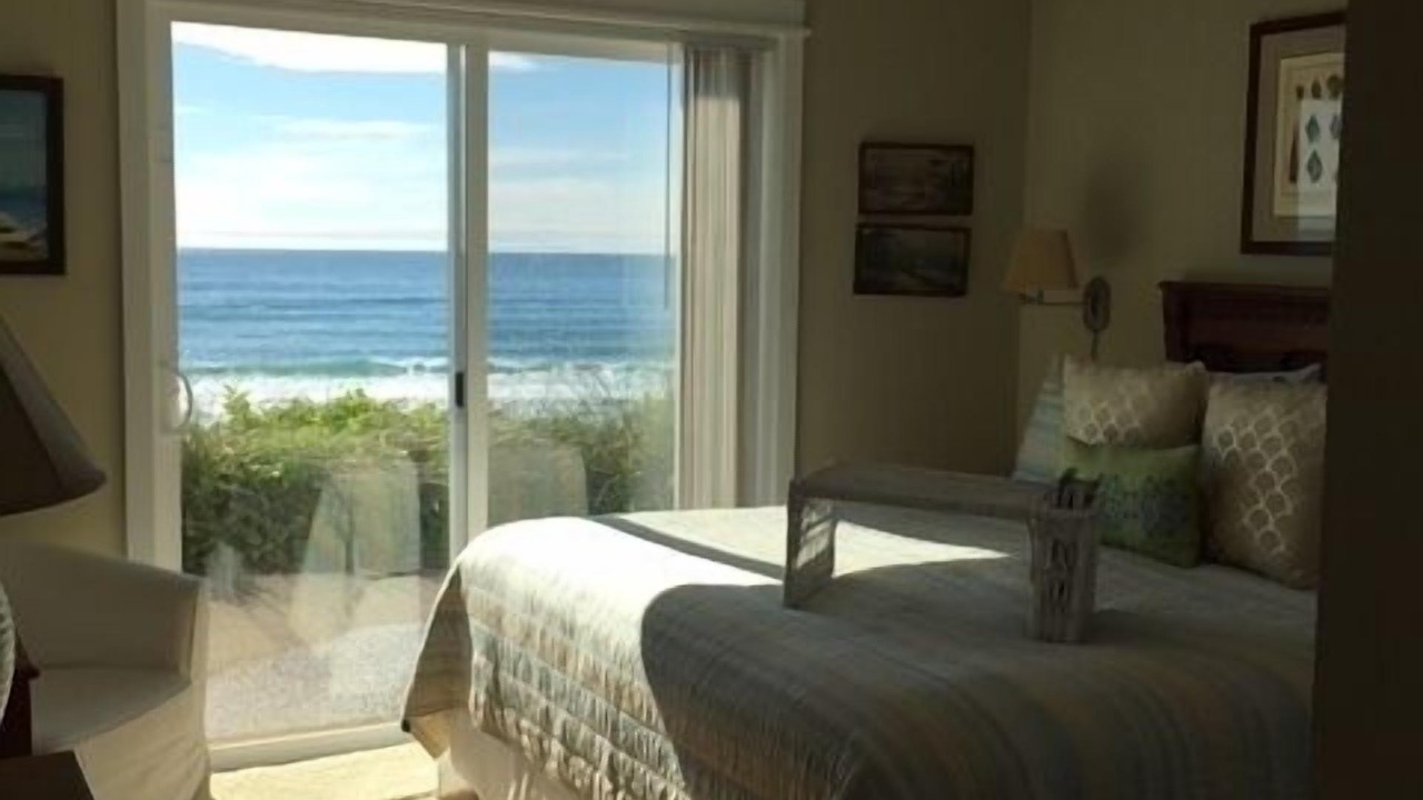 Photo of Bedroom in Lincoln City