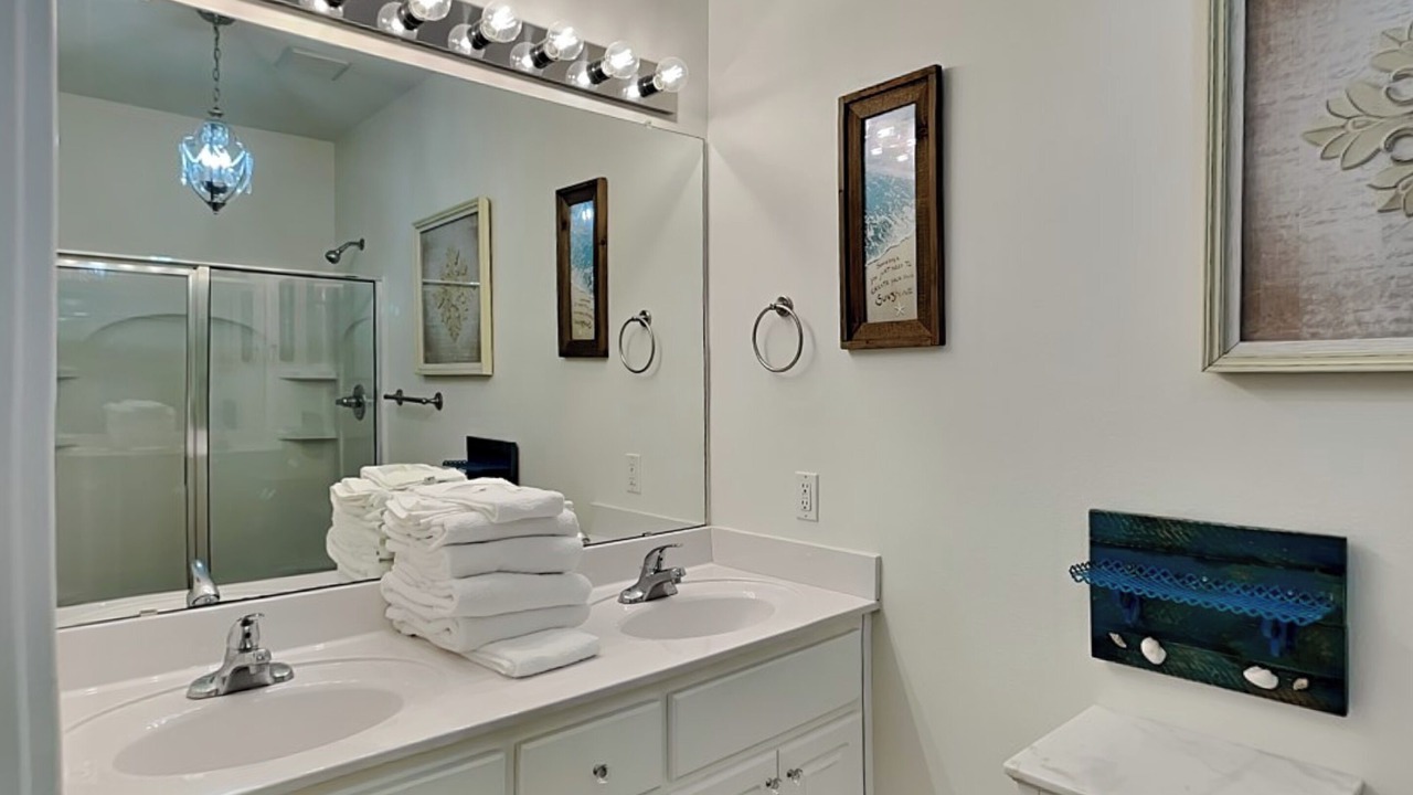 Photo of Bathroom in Santa Rosa Beach