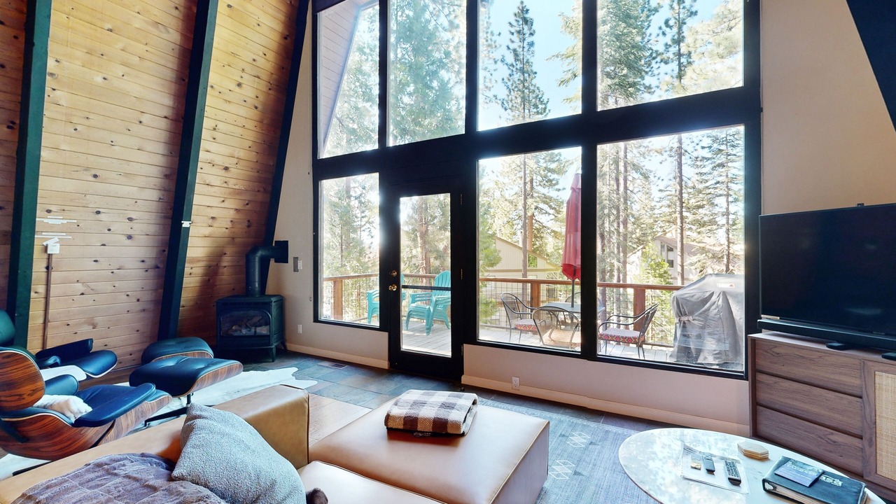 Photo of Livingroom in Kings Beach