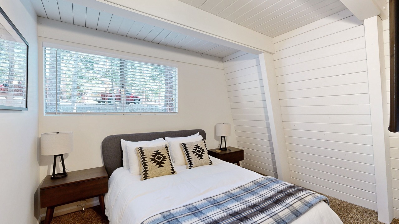 Photo of Bedroom in Kings Beach
