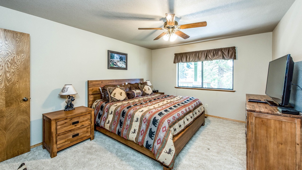 Photo of Bedroom in Shaver Lake