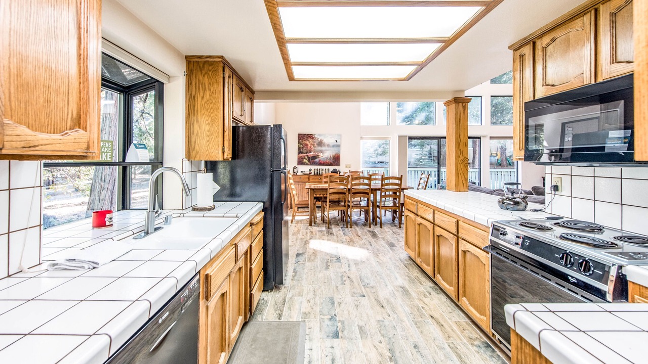 Photo of Kitchen in Shaver Lake