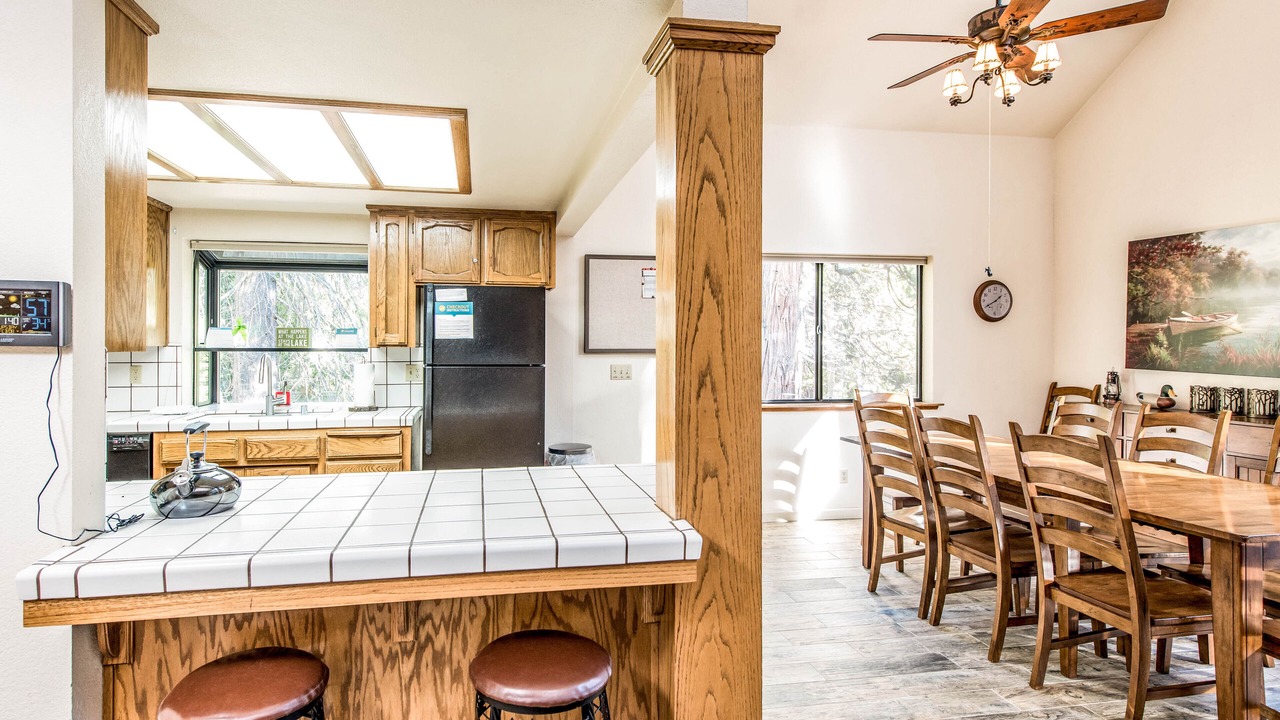 Photo of Kitchen in Shaver Lake