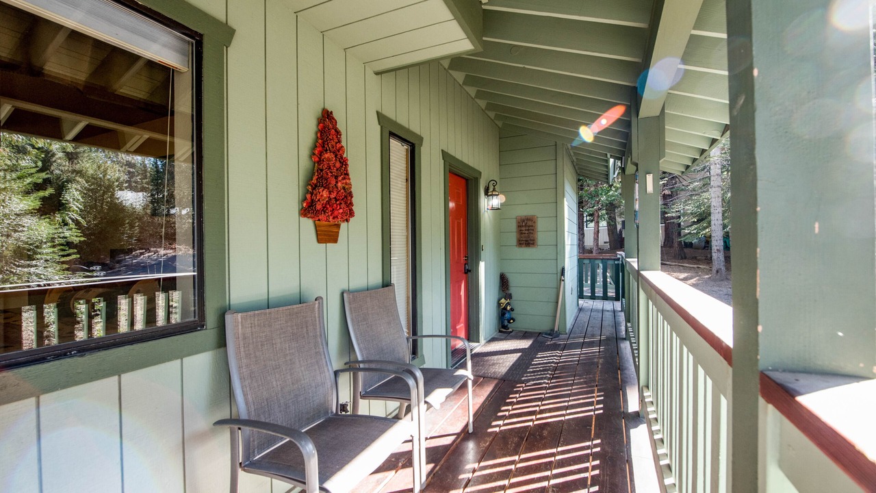 Photo of Patio Balcony in Shaver Lake