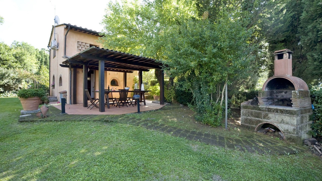Photo of Patio Balcony in Montopoli in Val d'Arno