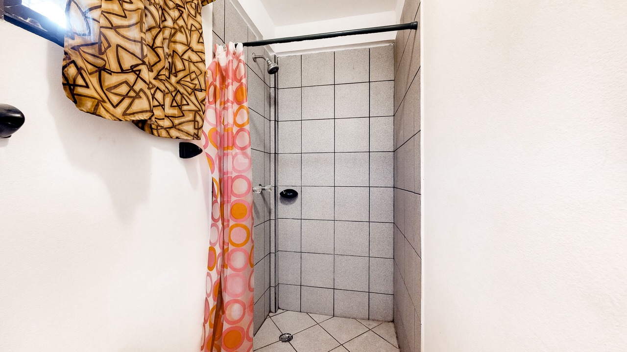 Photo of Bathroom in Caye Caulker