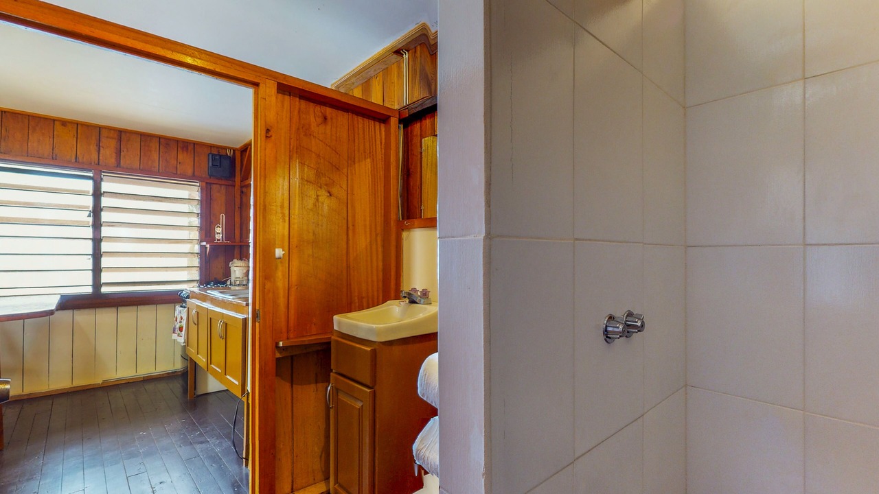 Photo of Bathroom in Placencia