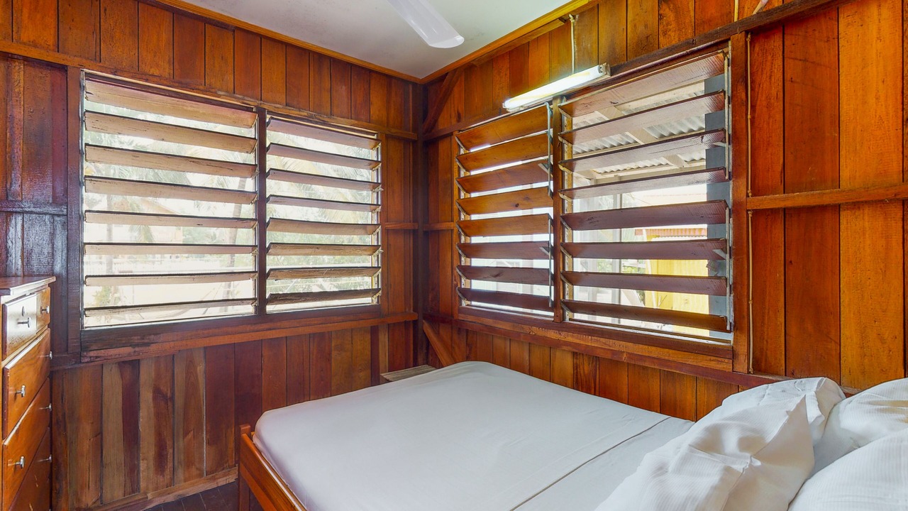 Photo of Bedroom in Placencia