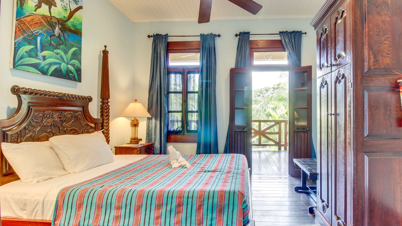 Photo of Bedroom in Bullet Tree Falls
