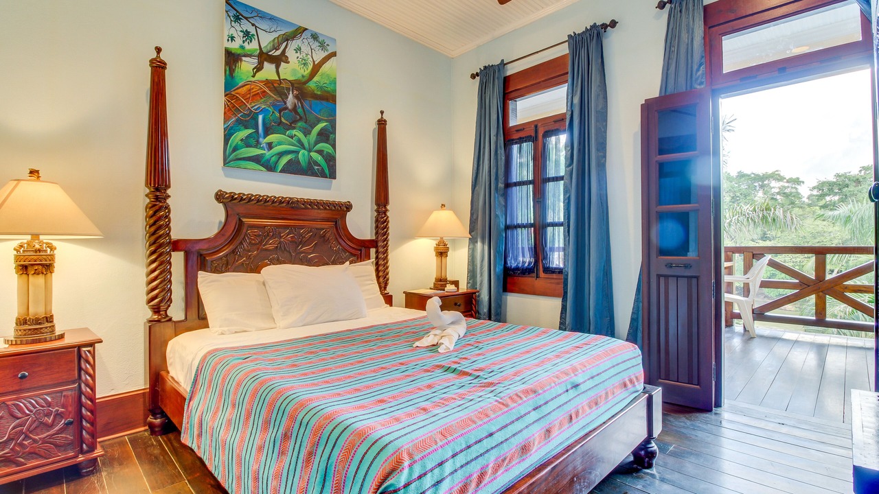 Photo of Bedroom in Bullet Tree Falls
