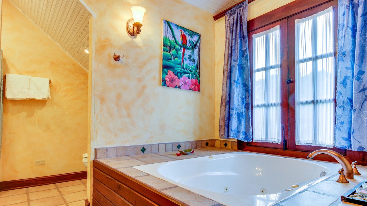 Photo of Bathroom in Bullet Tree Falls