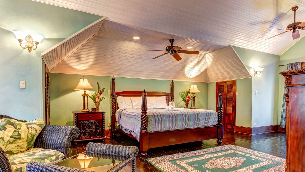 Photo of Bedroom in Bullet Tree Falls
