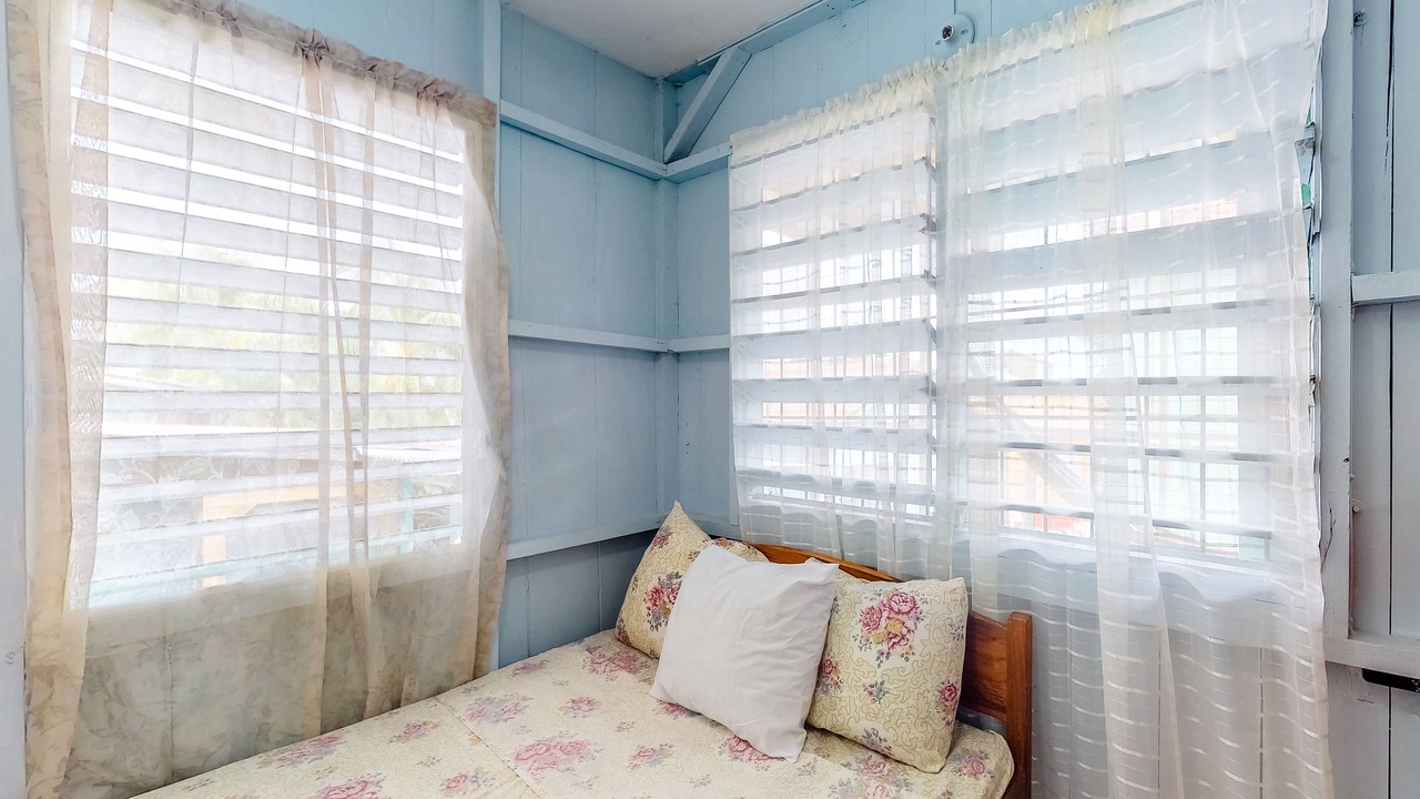 Photo of Bedroom in Placencia