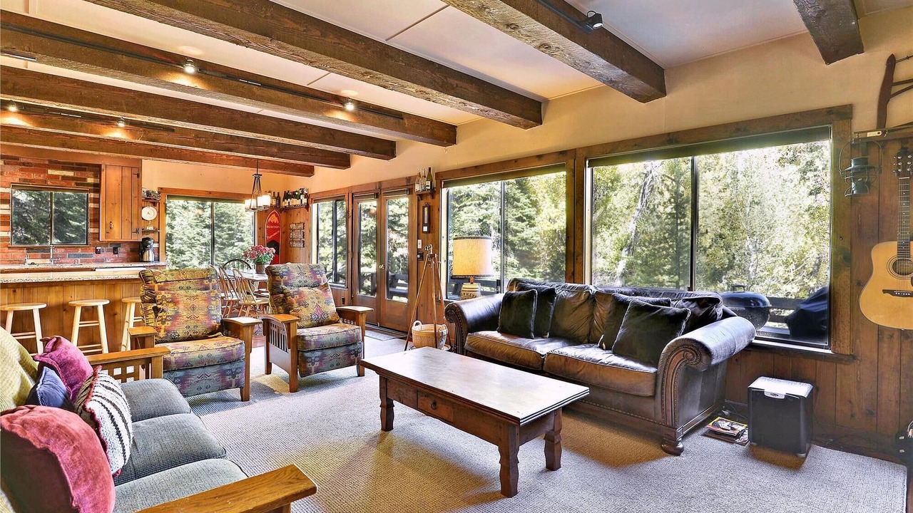 Photo of Bedroom in Alpine Meadows