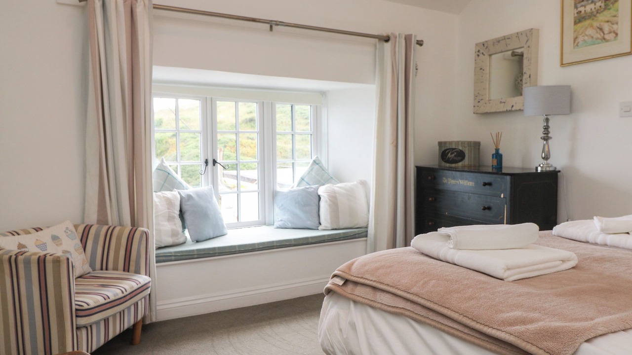 Photo of Bedroom in Portloe