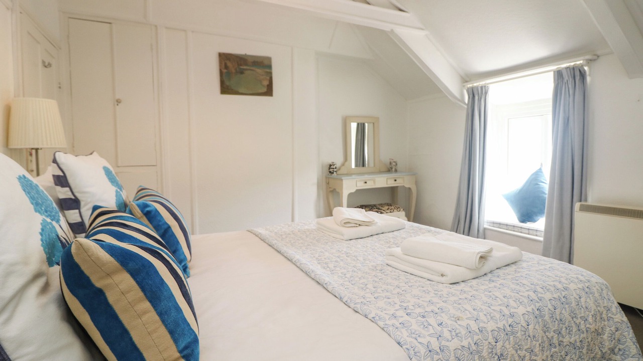 Photo of Bedroom in Portloe