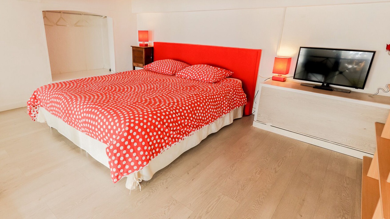 Photo of Bedroom in Old Town
