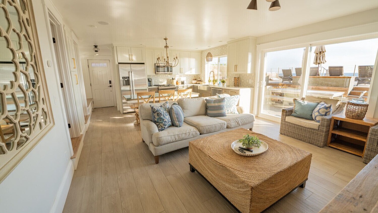 Photo of Livingroom in Faria Beach