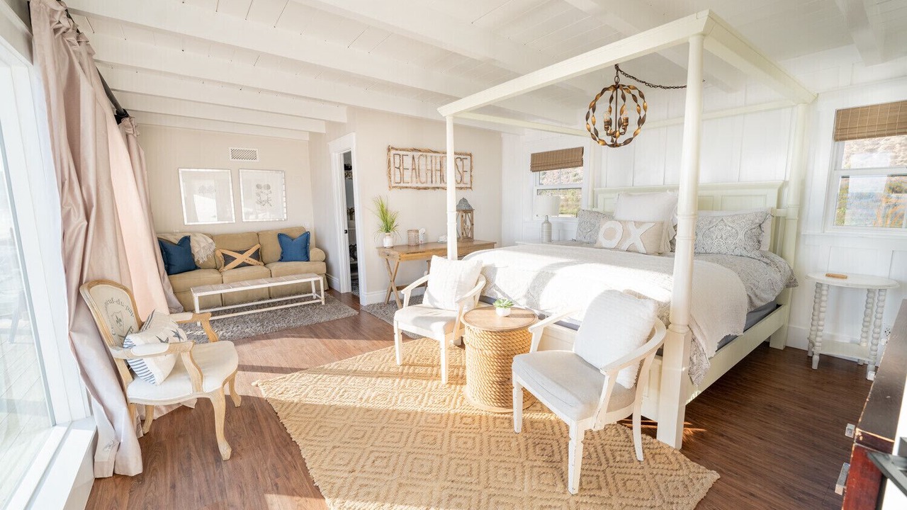 Photo of Bedroom in Faria Beach