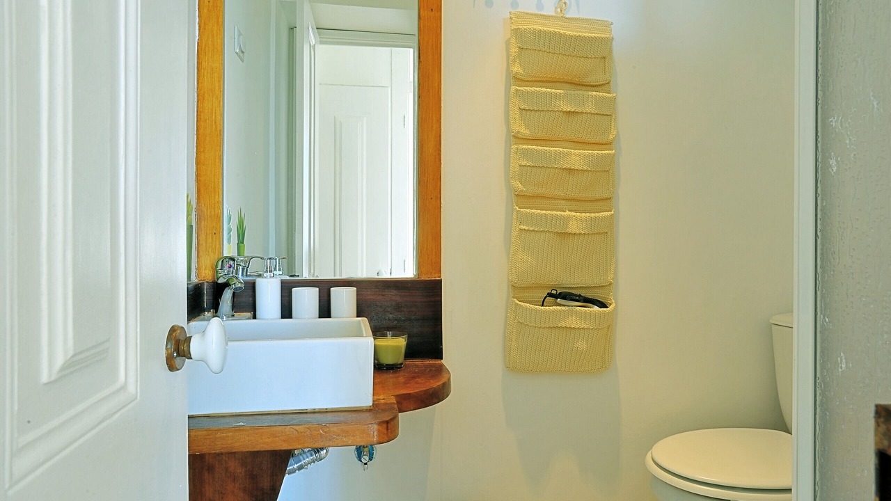 Photo of Bathroom in Alfama