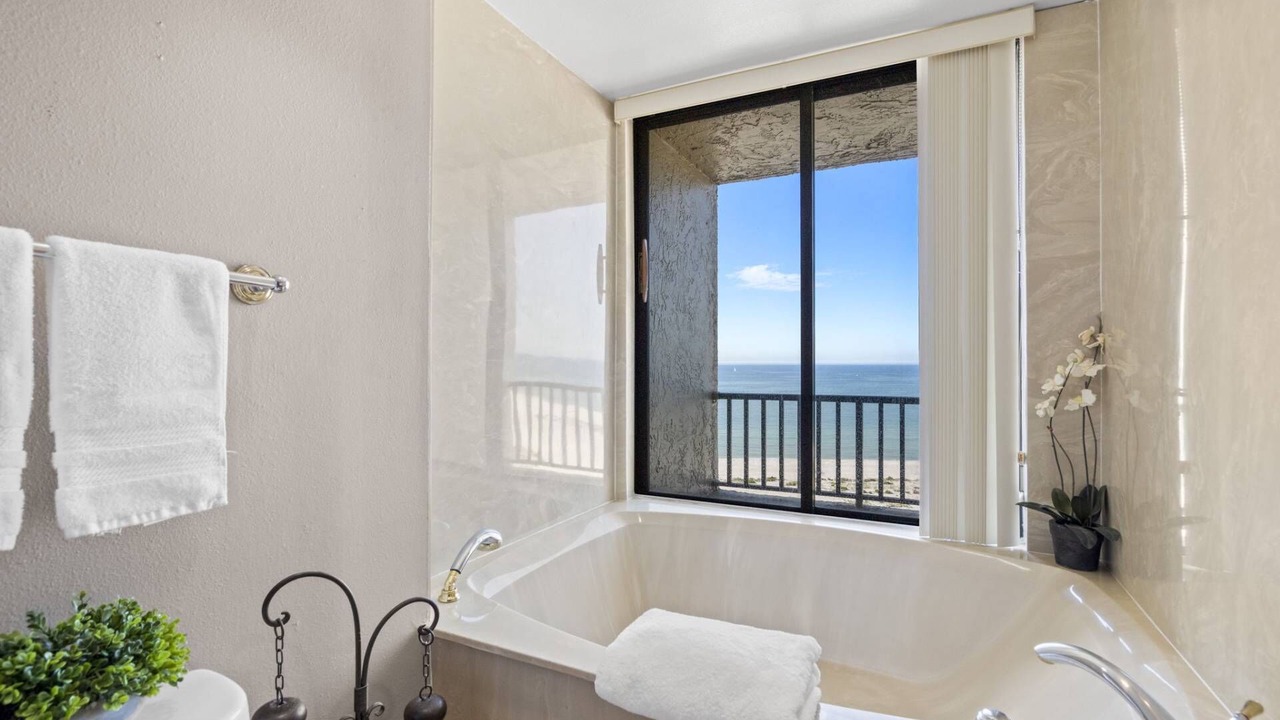 Photo of Bathroom in Sand Key