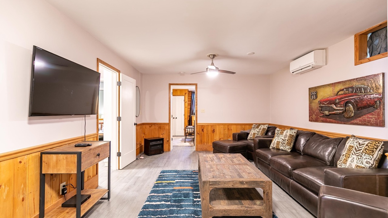 Photo of Livingroom in Blowing Rock