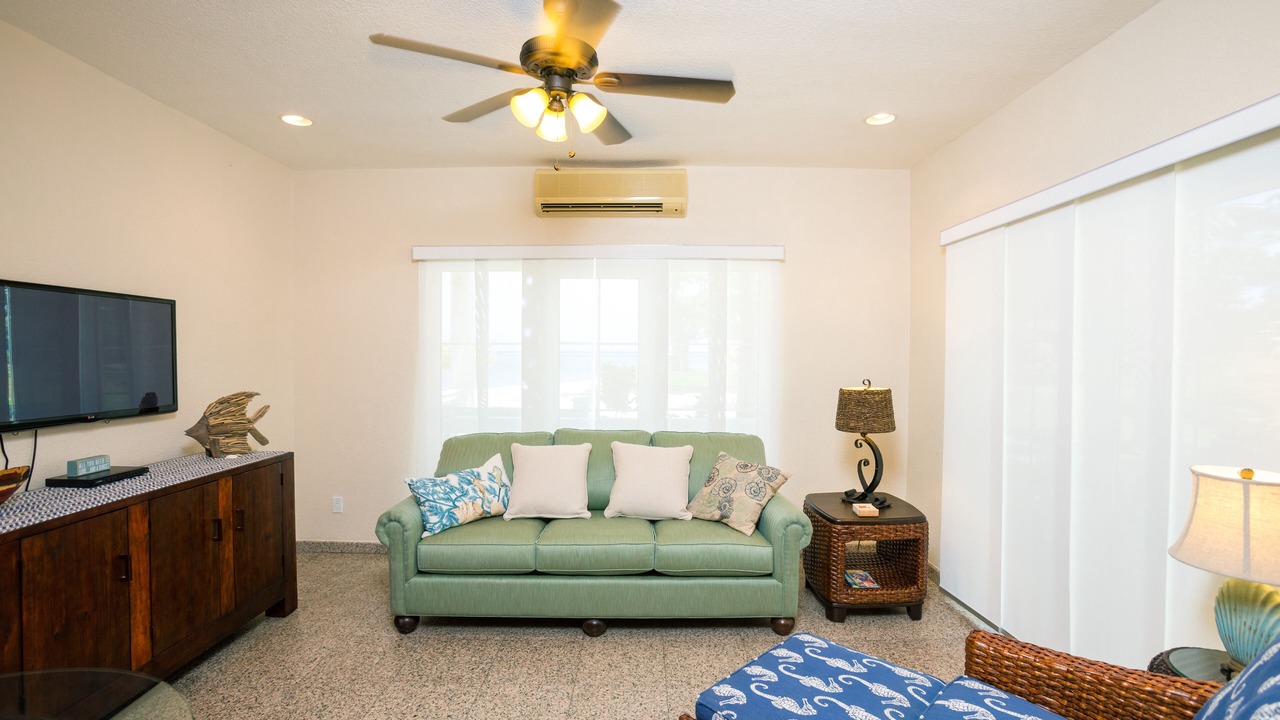 Photo of Livingroom in Lawson Rock