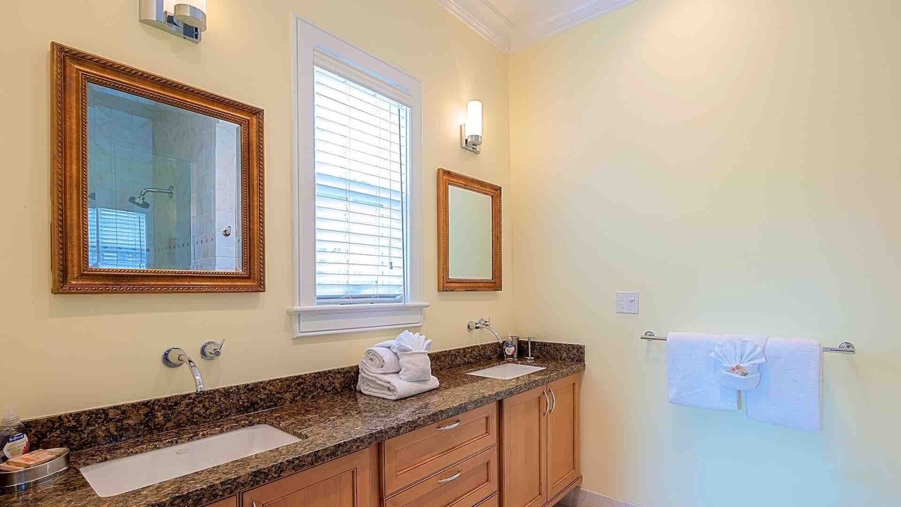 Photo of Bathroom in Old Town