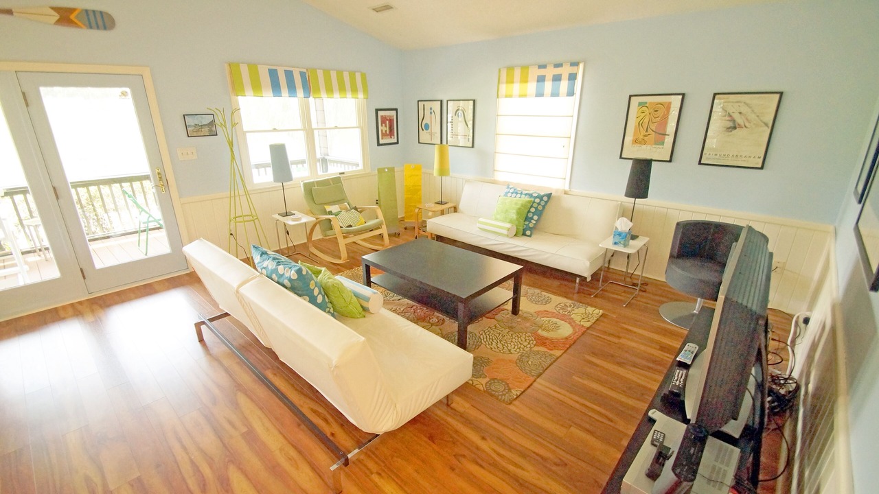 Photo of Livingroom in Colington Harbour