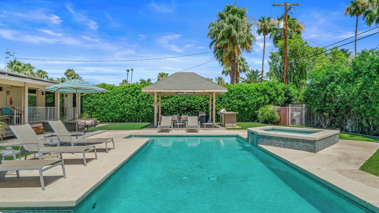 Photo of Outdoor in Tahquitz River Estates