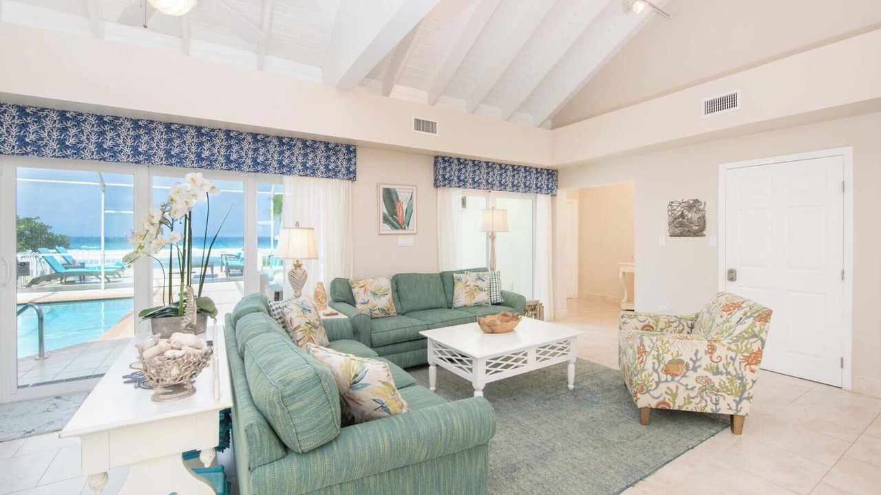 Photo of Livingroom in Old Man Bay