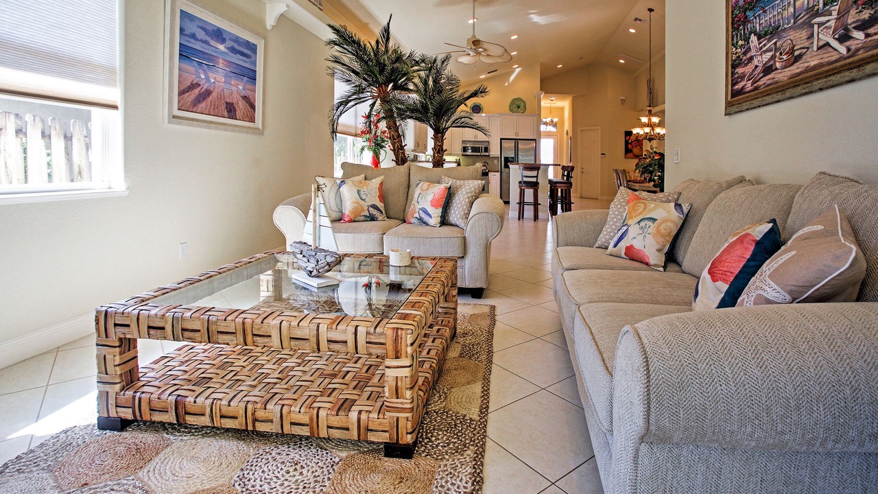 Photo of Livingroom in Naples Park