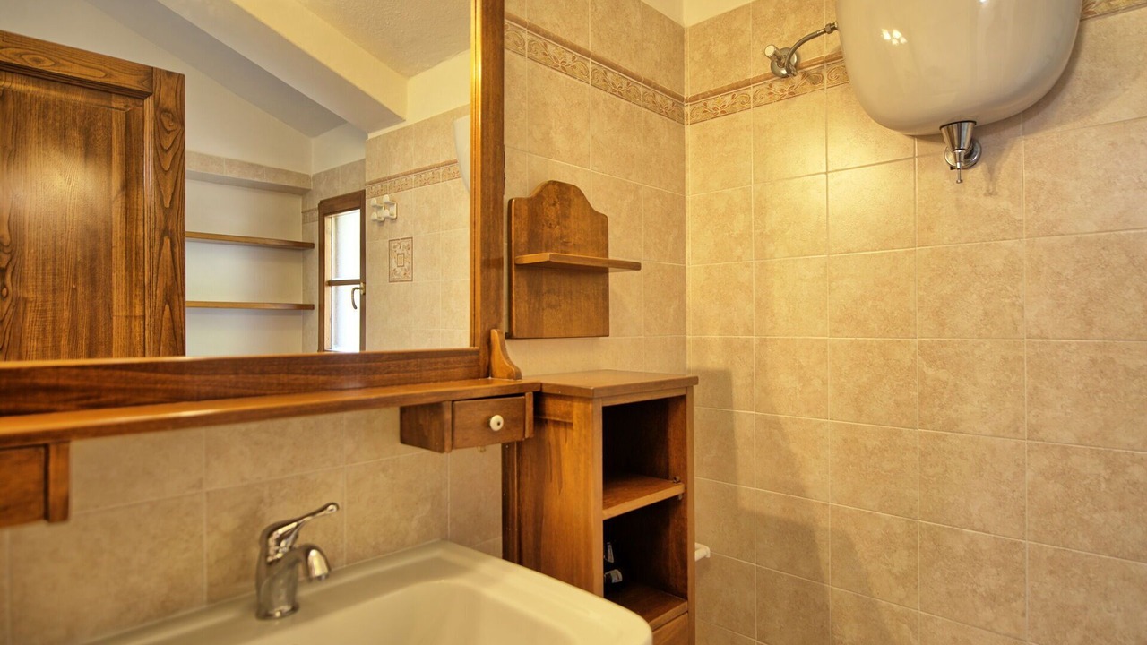 Photo of Bathroom in Portole
