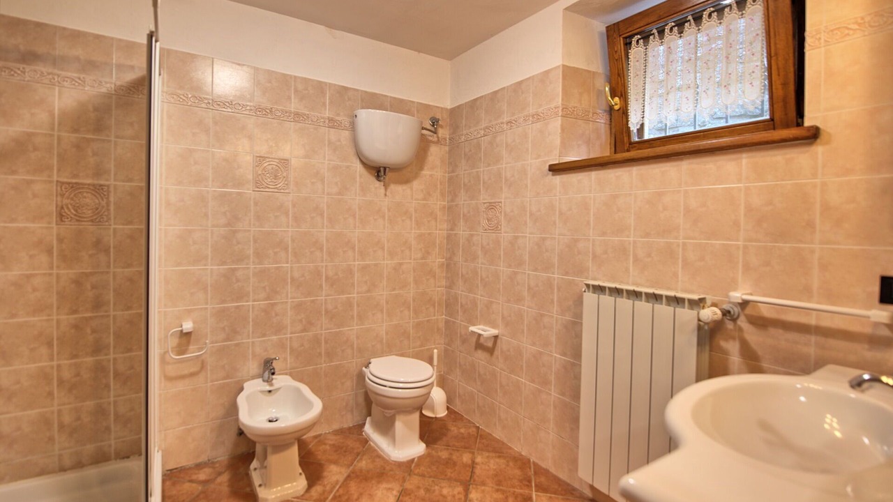 Photo of Bathroom in Portole