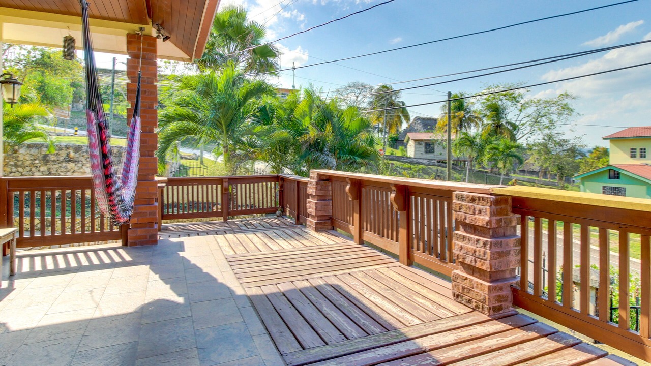 Photo of Patio Balcony in San Ignacio