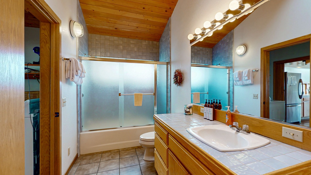 Photo of Bathroom in Sea Ranch