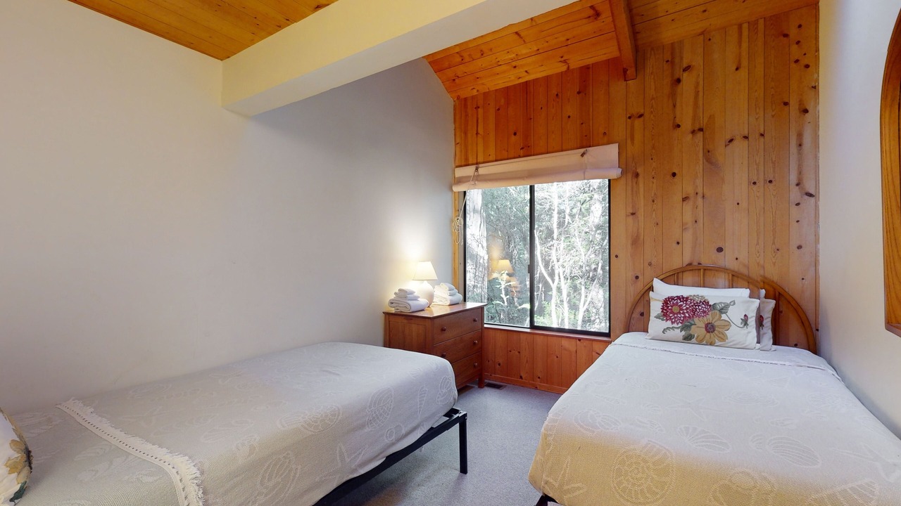 Photo of Bedroom in Sea Ranch