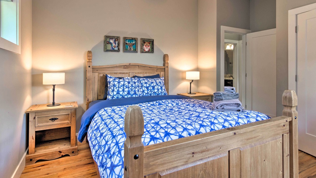Photo of Bedroom in Asheville
