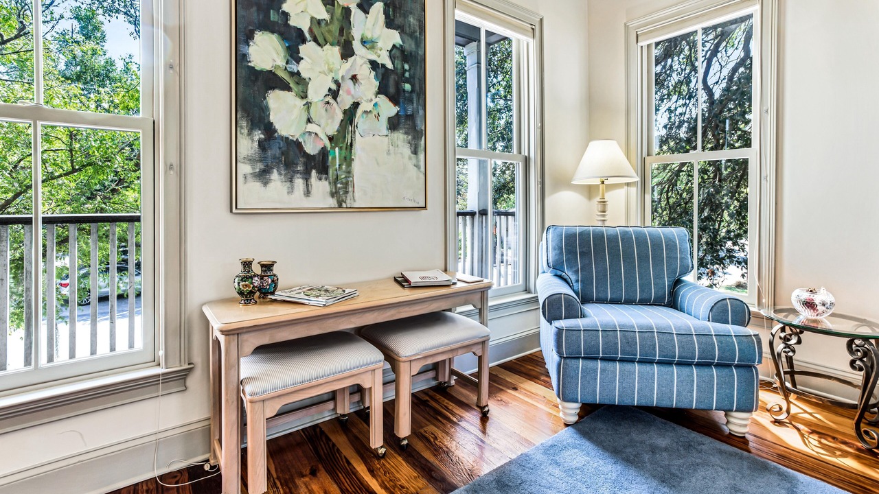 Photo of Livingroom in Historic Downtown Savannah