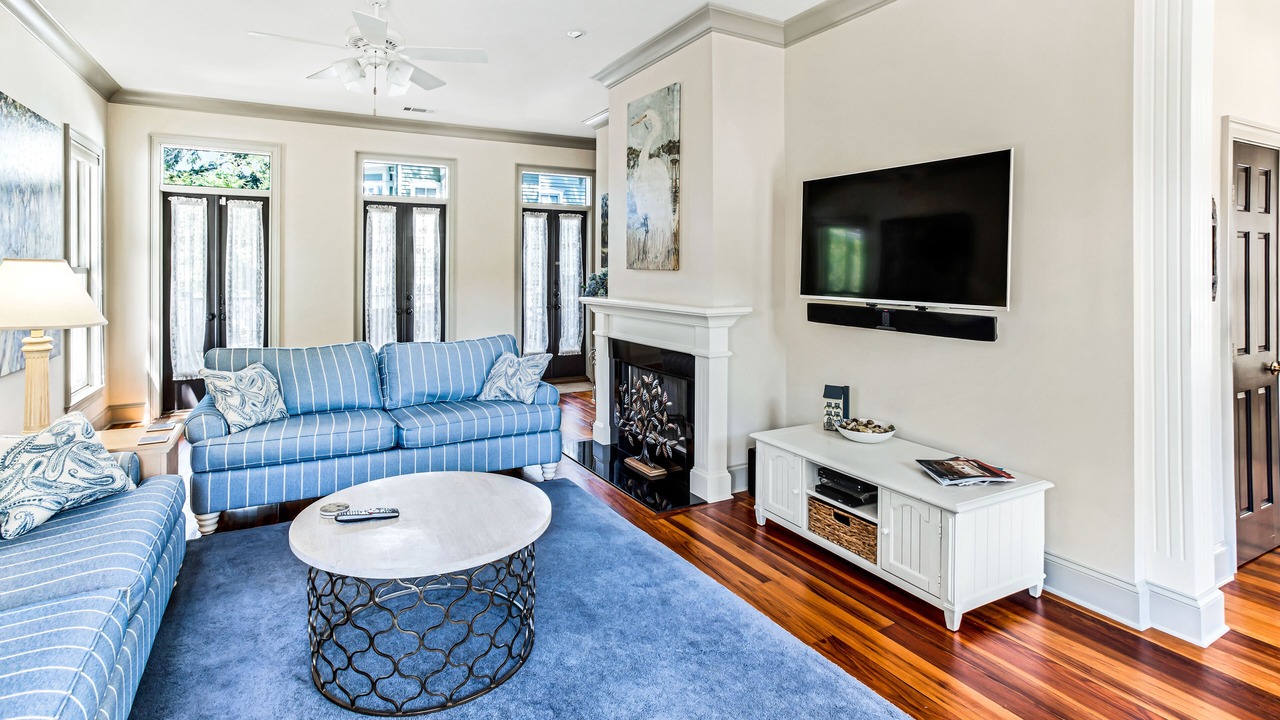 Photo of Livingroom in Historic Downtown Savannah
