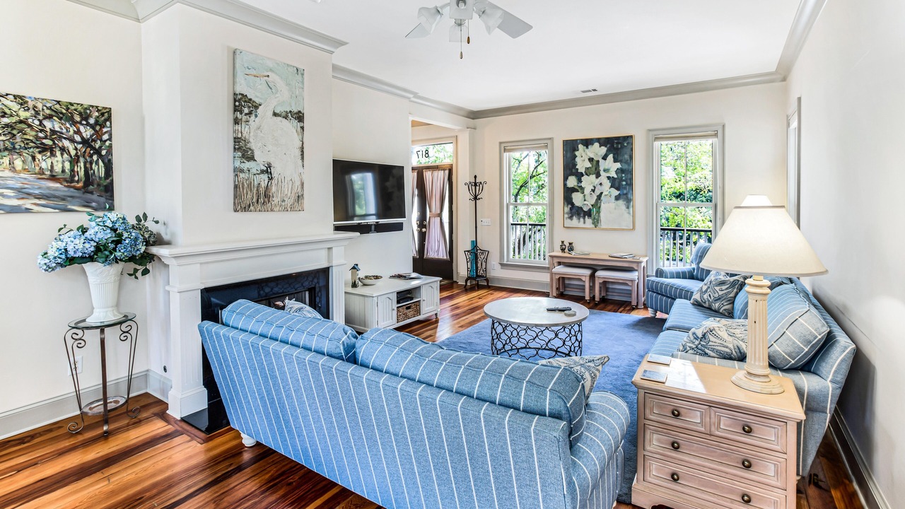 Photo of Livingroom in Historic Downtown Savannah