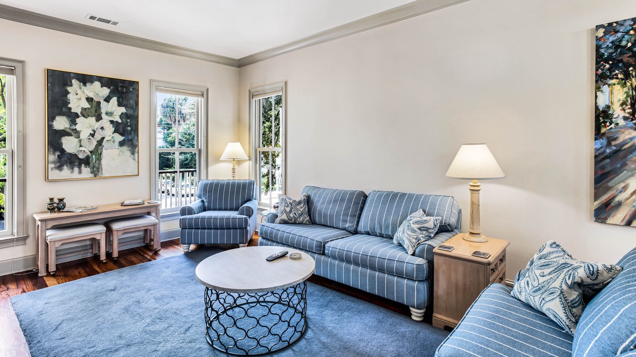 Photo of Livingroom in Historic Downtown Savannah