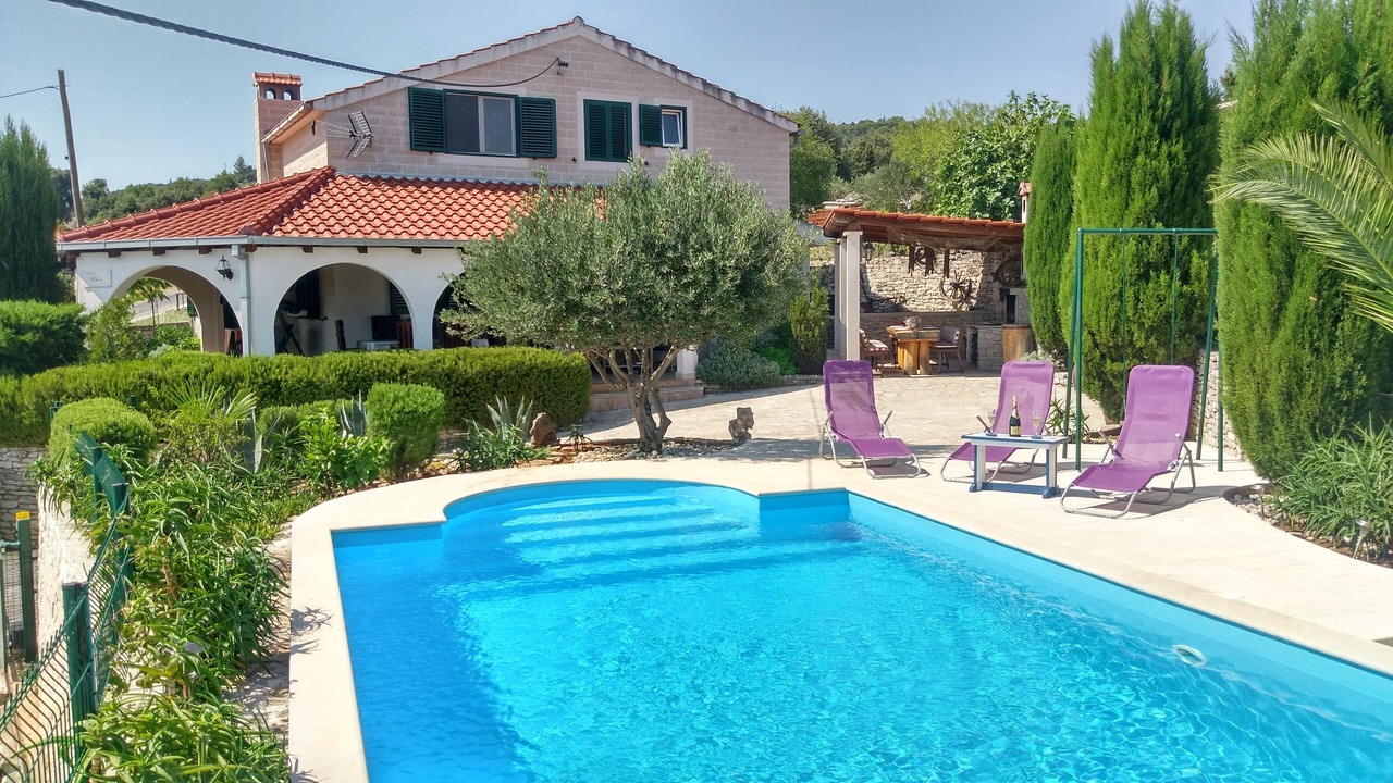 Photo of Outdoor in Supetar