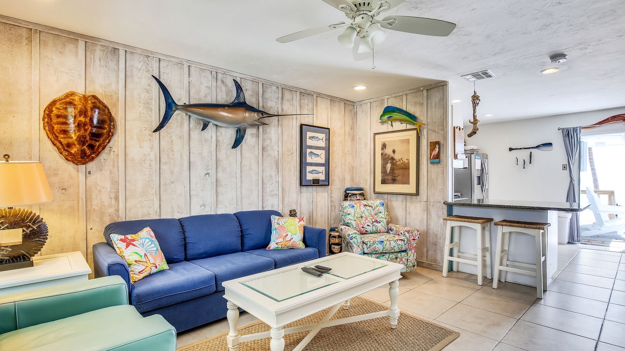 Photo of Livingroom in Layton