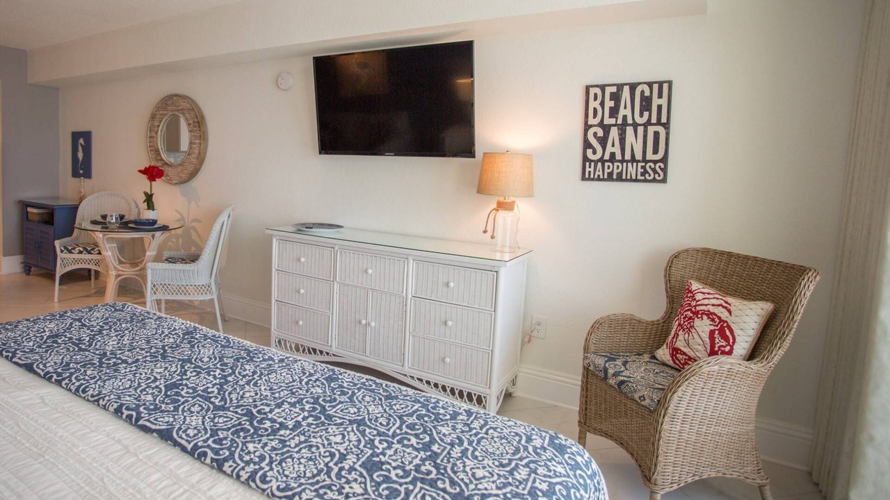 Photo of Bedroom in Treasure Island