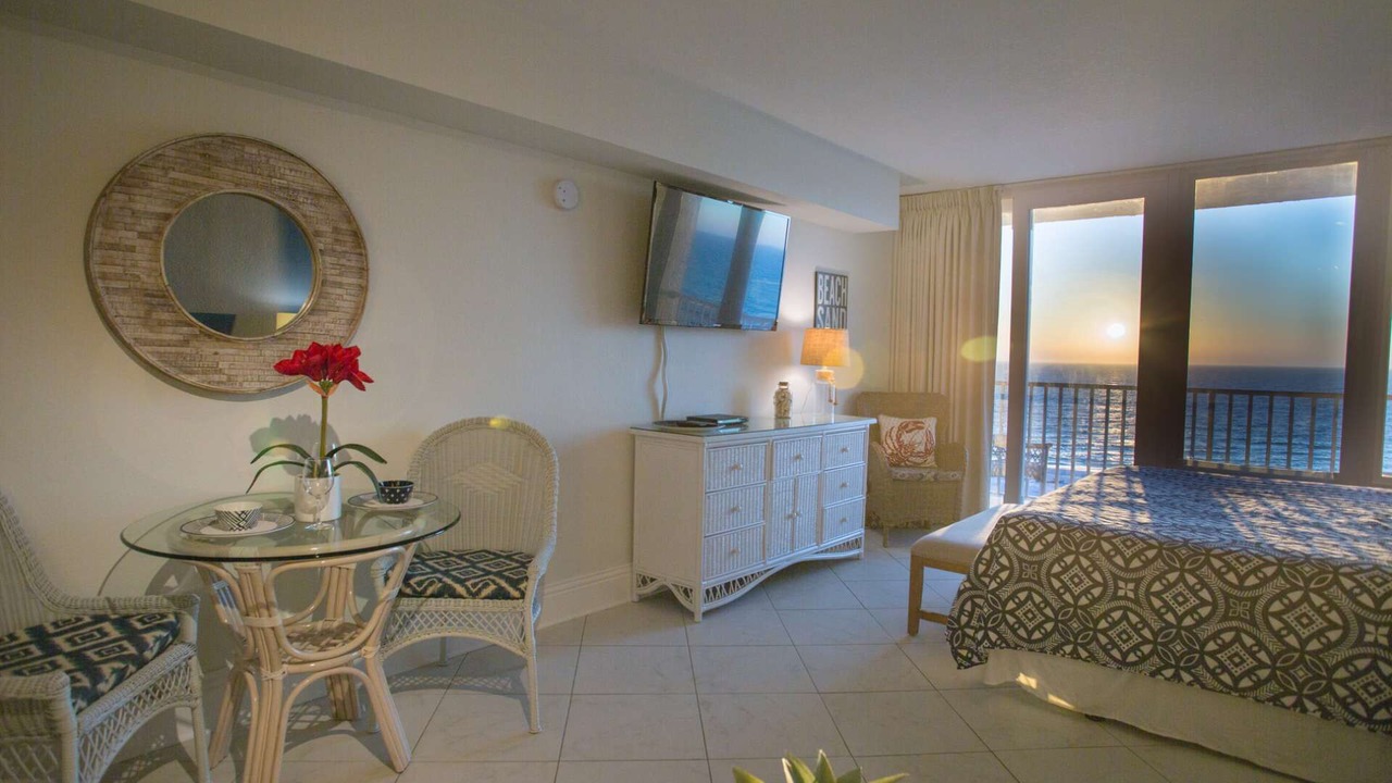 Photo of Bedroom in Treasure Island