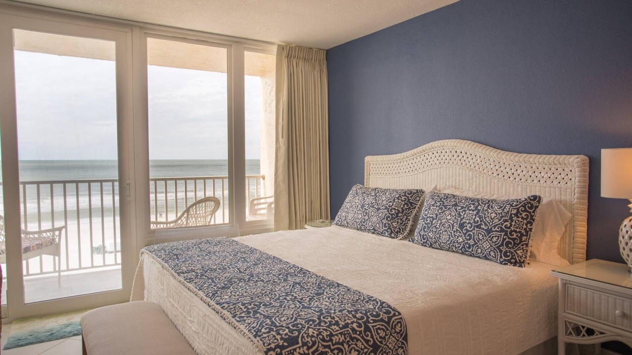 Photo of Bedroom in Treasure Island