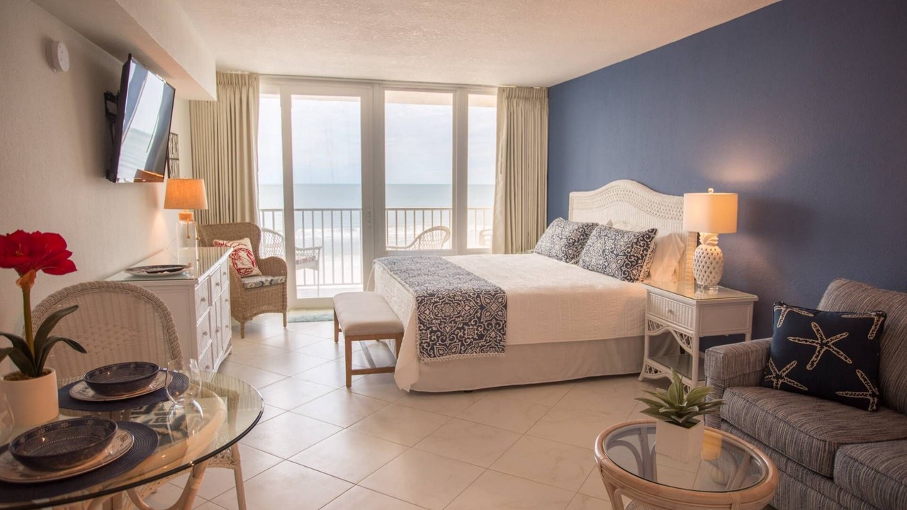 Photo of Bedroom in Treasure Island