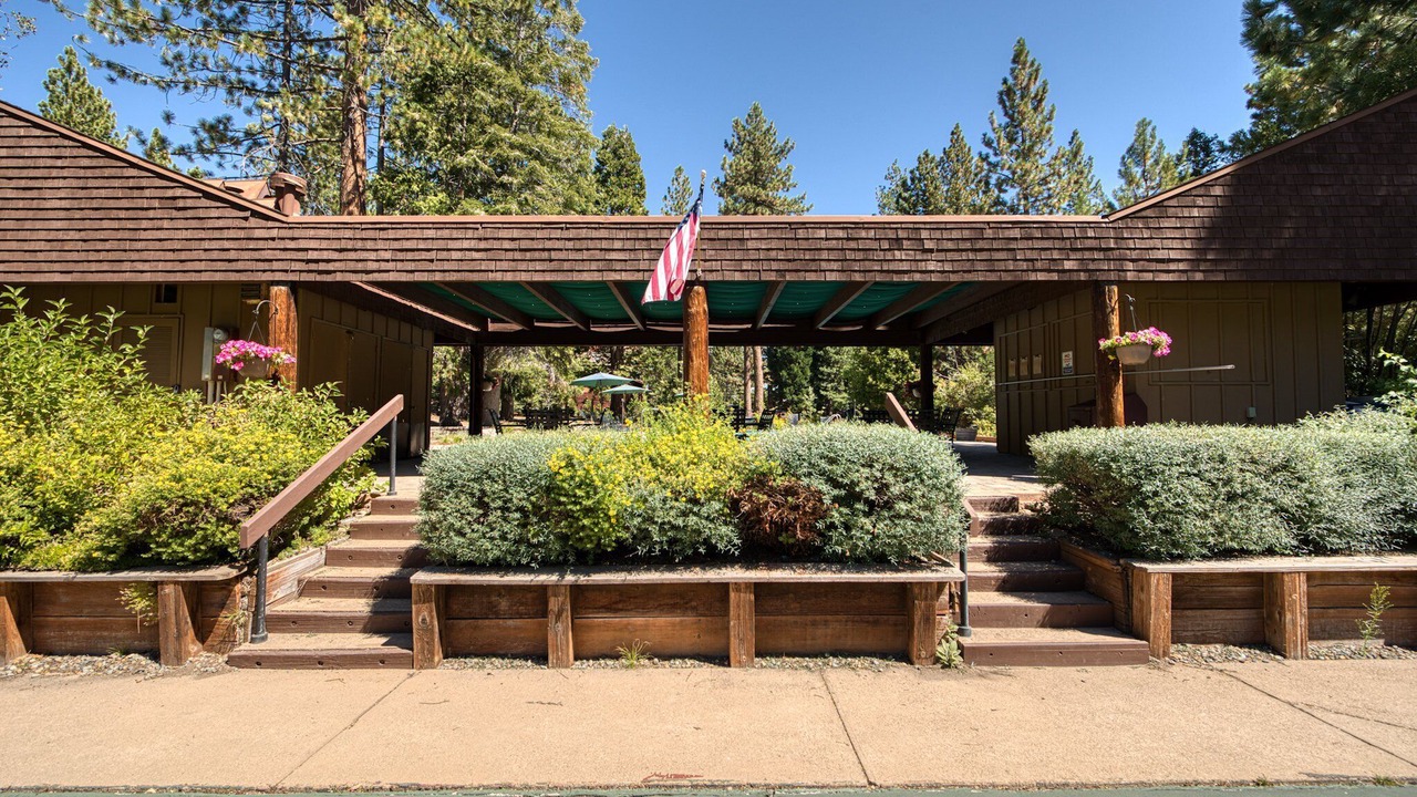Photo of Outdoor in Lake Forest