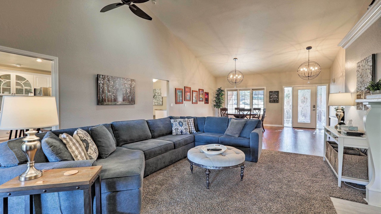 Photo of Livingroom in Flagstaff